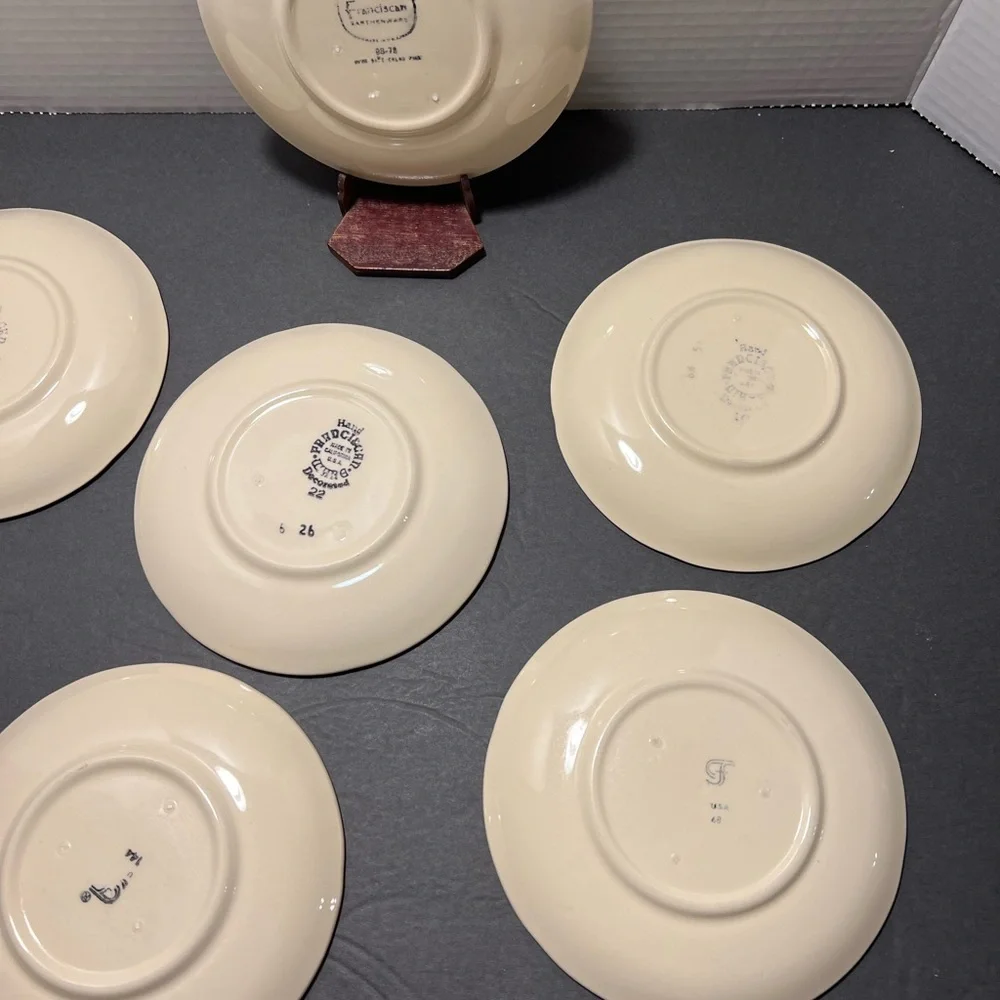 6 Franciscan ware apple pattern vintage saucers‎